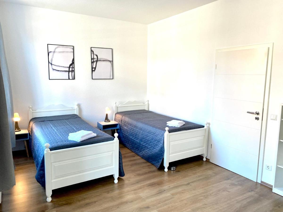 2 Rooms, Free Parking, 25 Min To Duesseldorf, 150 Mbps Wlan Дуйсбург Экстерьер фото