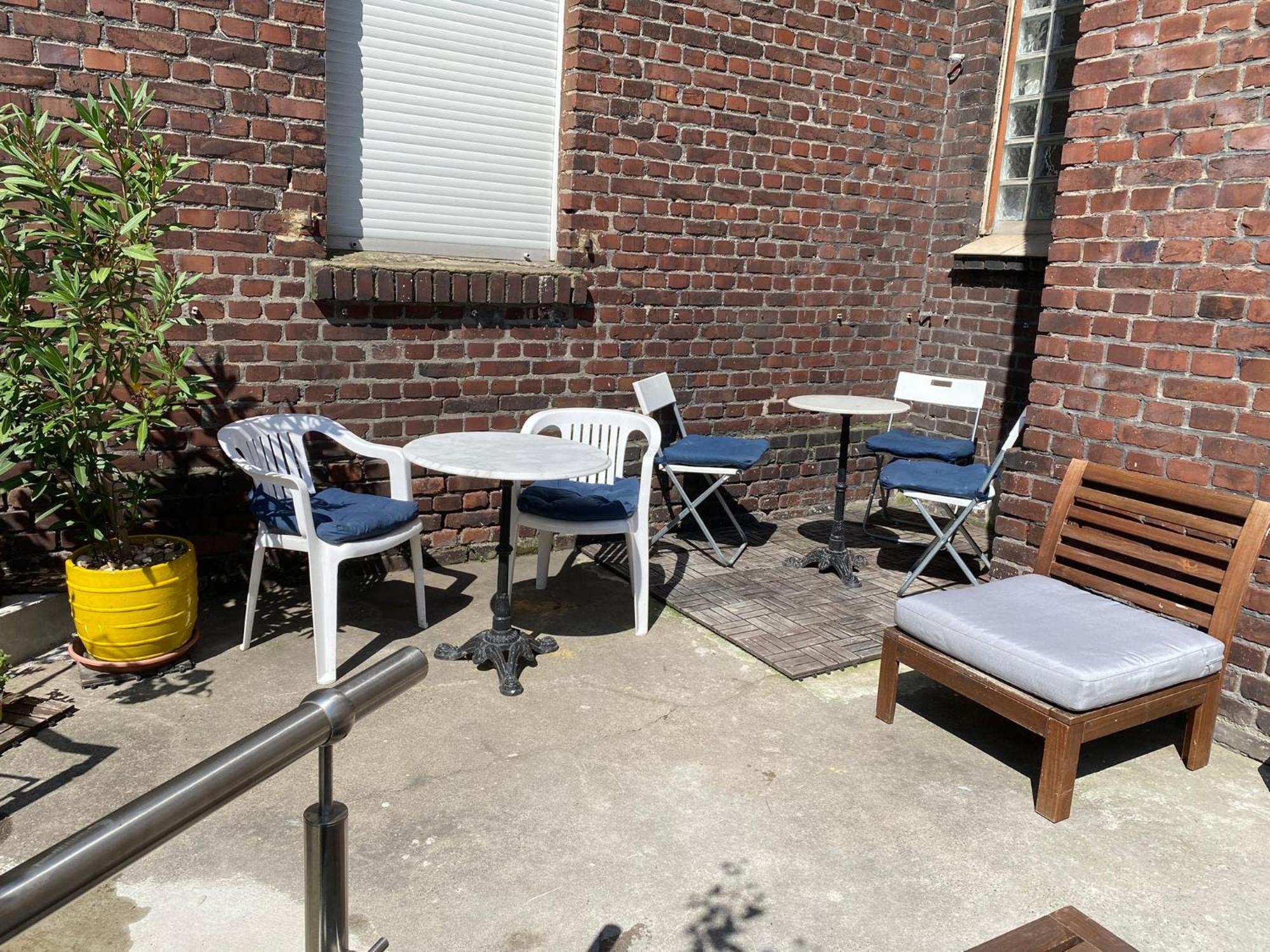 2 Rooms, Free Parking, 25 Min To Duesseldorf, 150 Mbps Wlan Дуйсбург Экстерьер фото